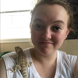 Meet your Posher, Amelia